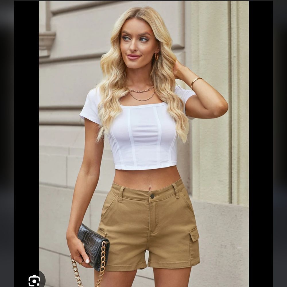 Hollister Khaki Beige Shorts Sz 1